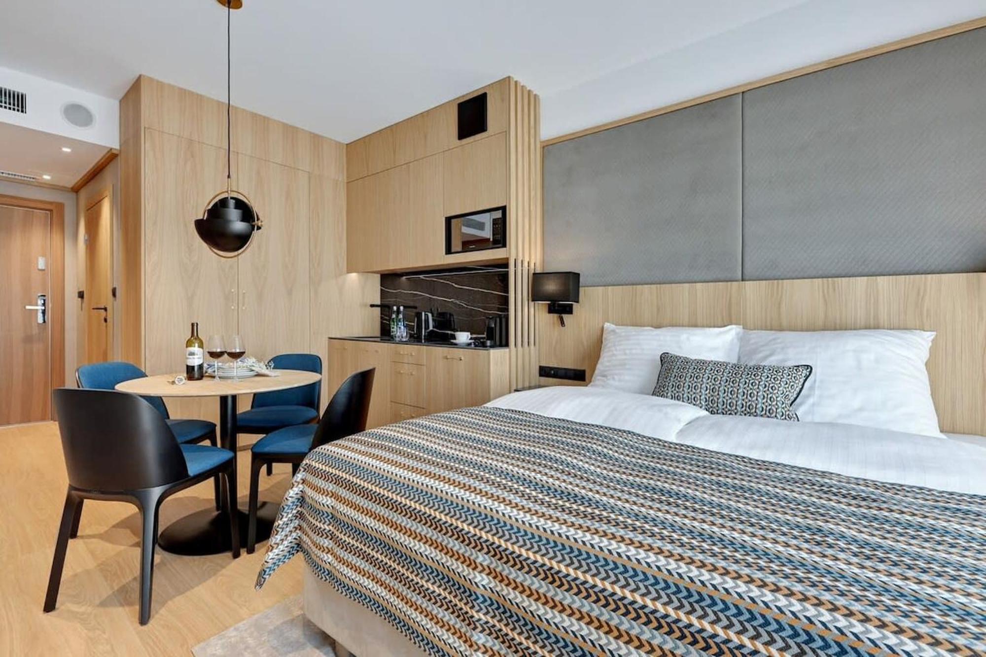 Deo Plaza - Apartamenty W Sercu Gdanska By Rent Like Home Buitenkant foto